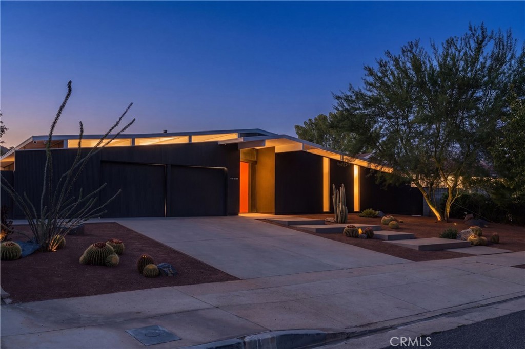 17107 Lisette Property Photo 3