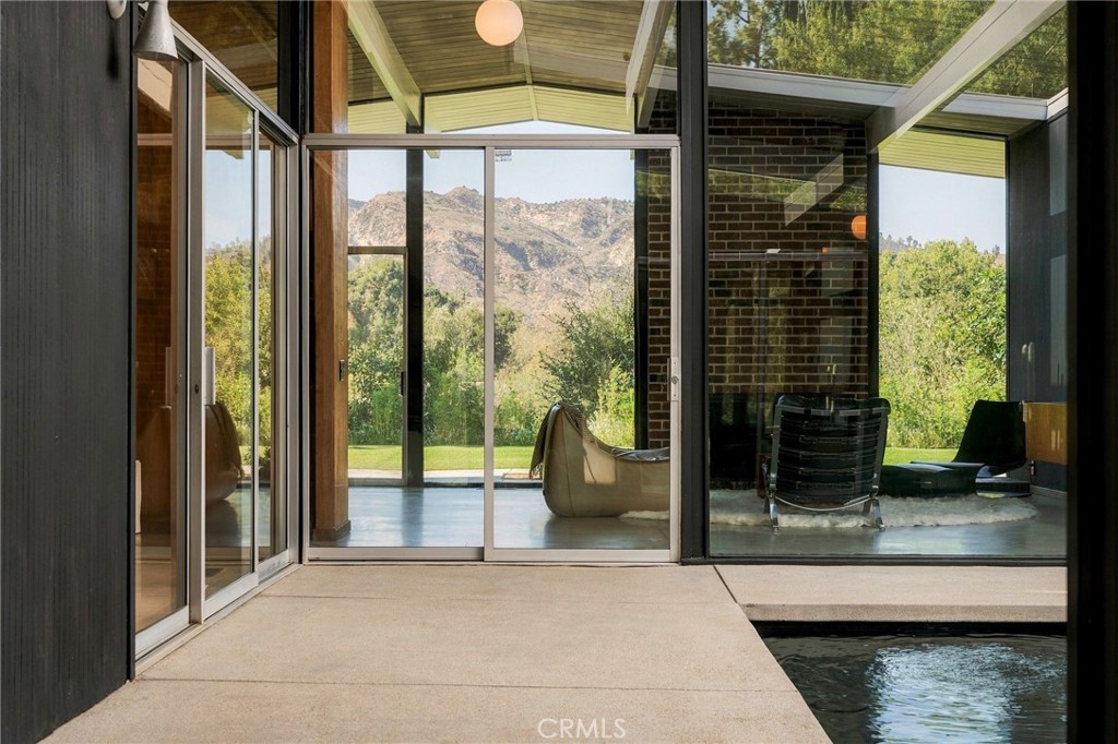 17107 Lisette Property Photo 9