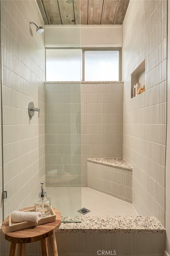 17107 Lisette Property Photo 30