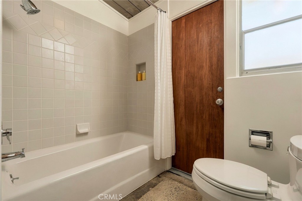 17107 Lisette Property Photo 33