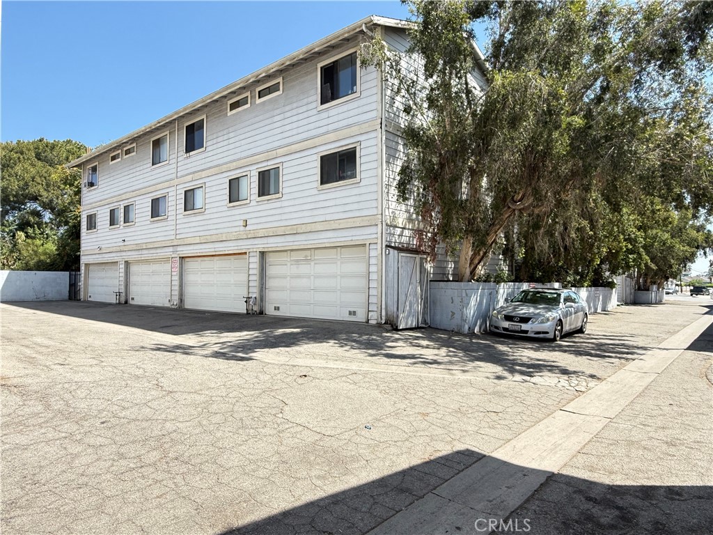 13945 Osborne Street C 104 Property Photo 18