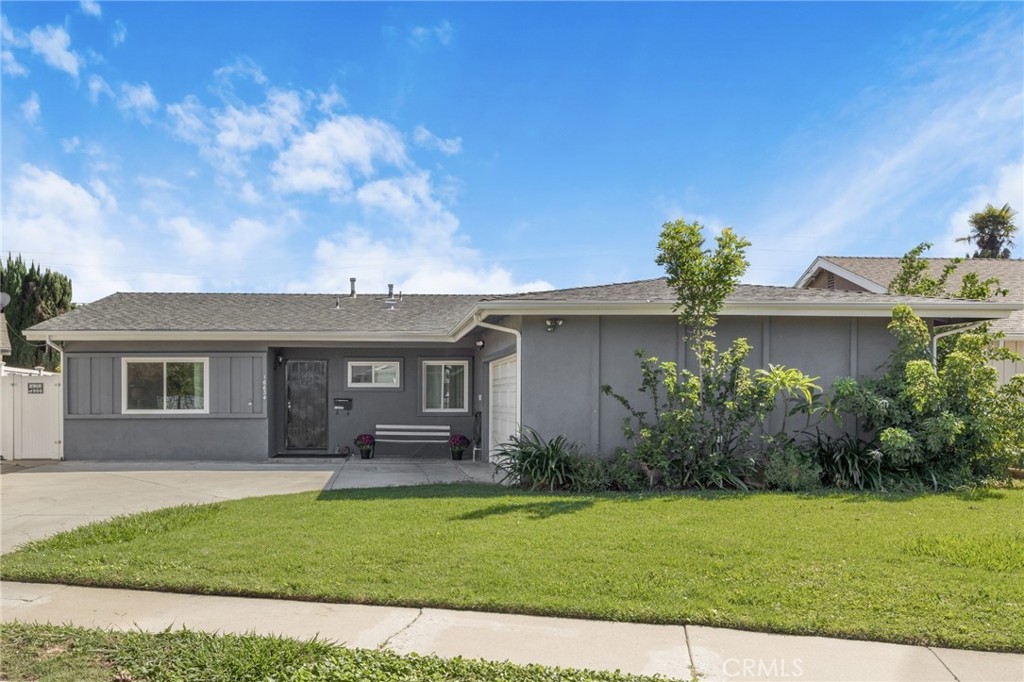 16634 Blackhawk Property Photo 2