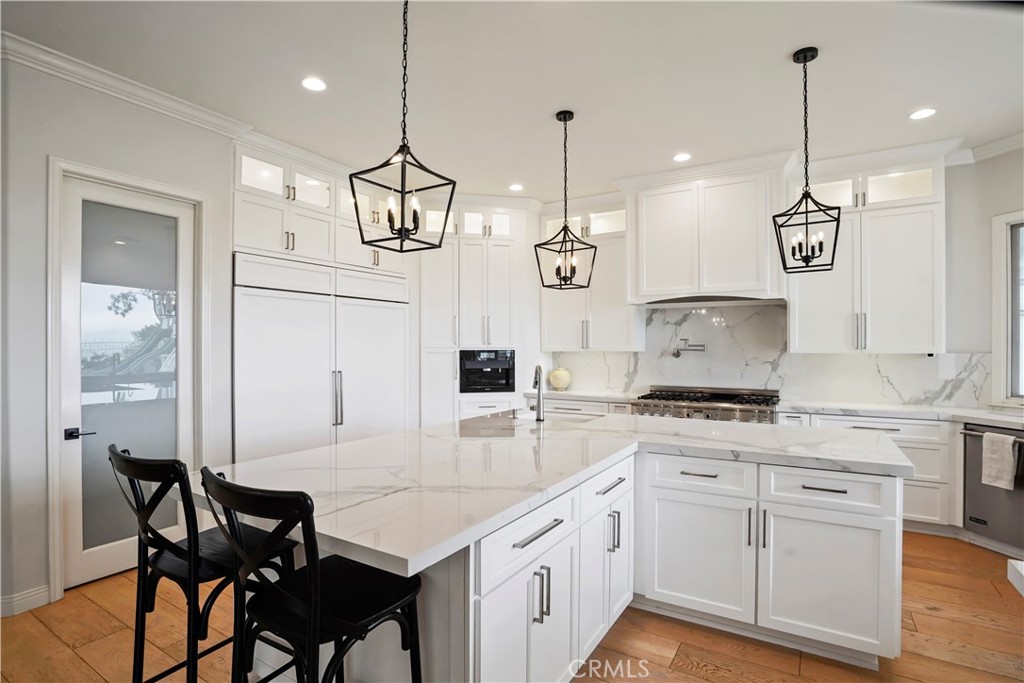 25418 Cumberland Property Photo 3