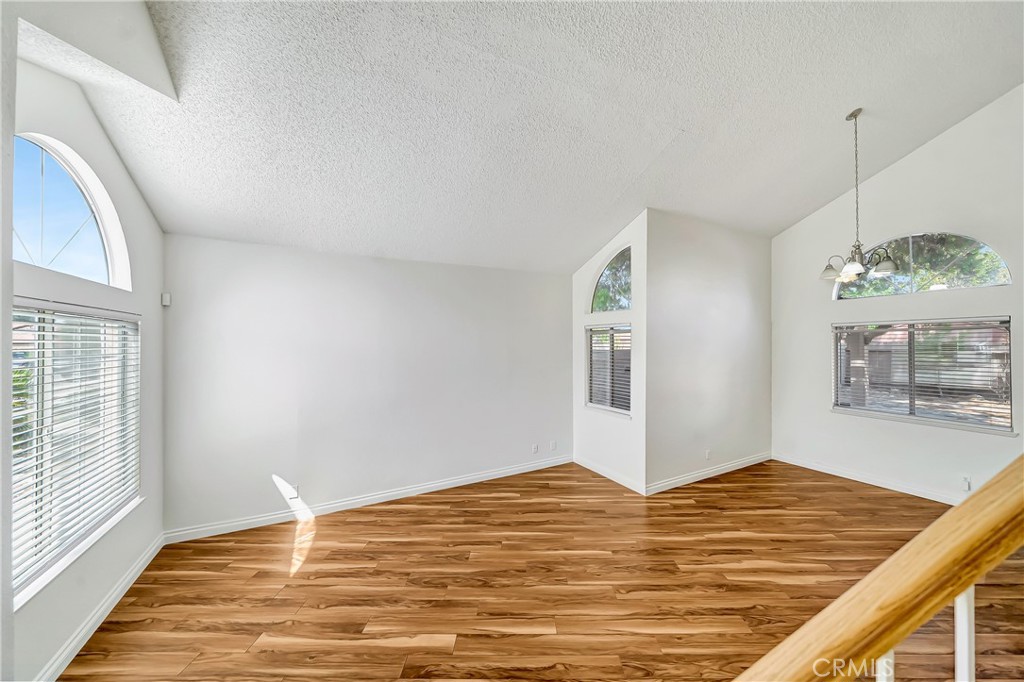 44636 17th St East E Property Photo 7