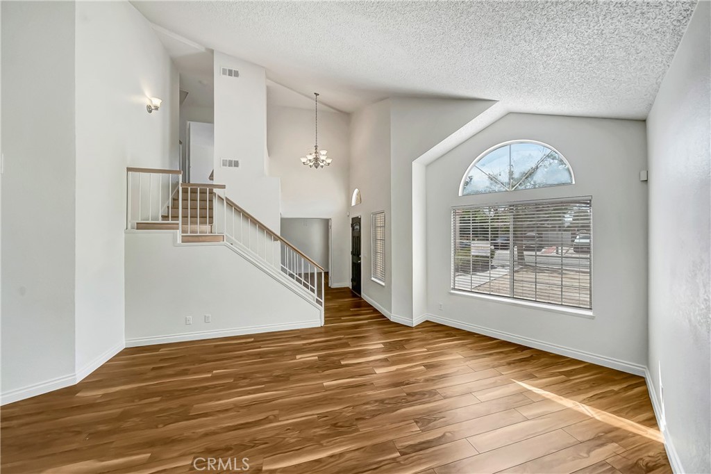 44636 17th St East E Property Photo 10
