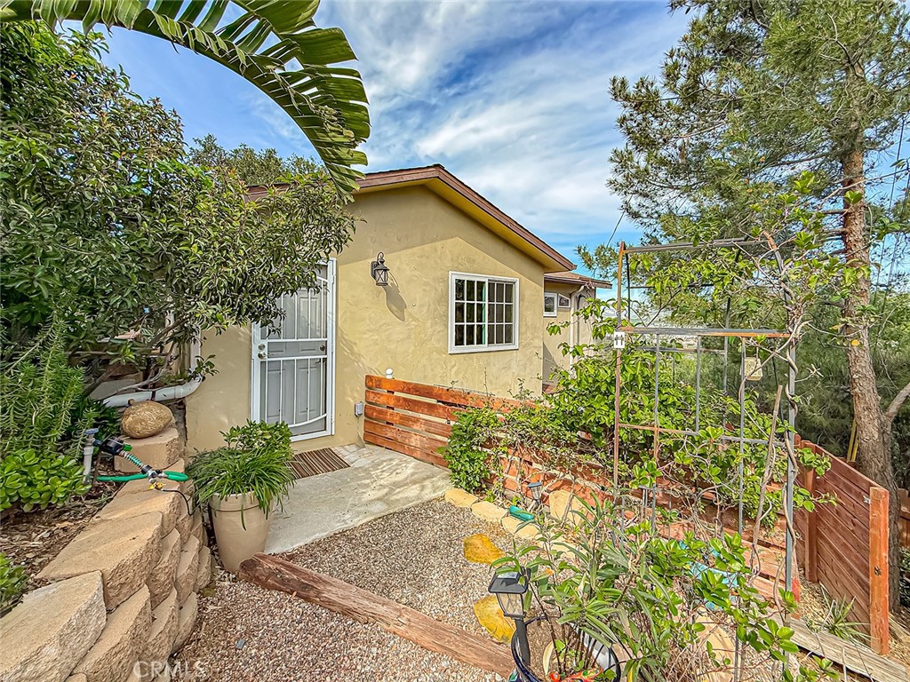 1059 Alta Vista Property Photo 28