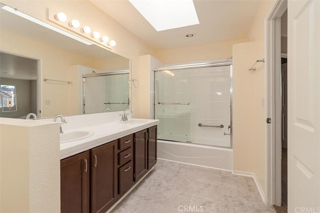 9326 Rowell Property Photo 14