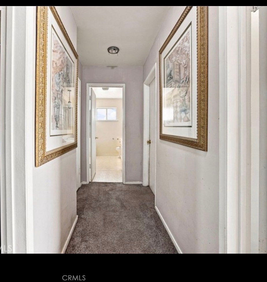 10640 Sylvia Ave Property Photo 24