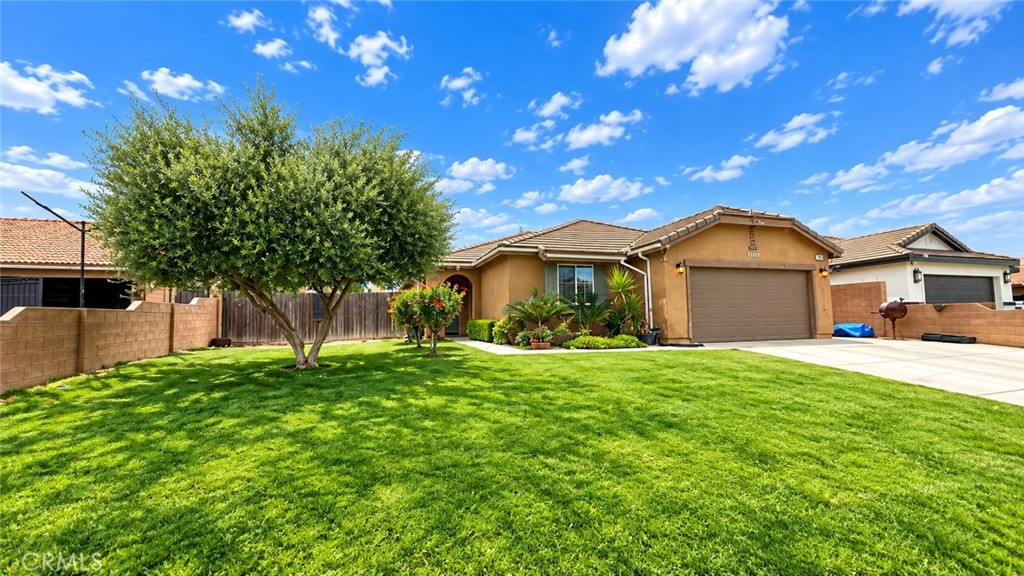 1209 El Camino Real Property Photo 4