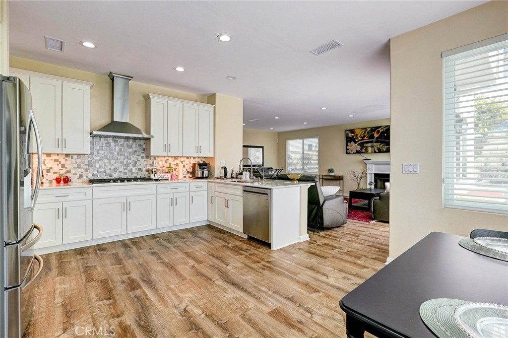 28404 Rock Canyon Property Photo 13