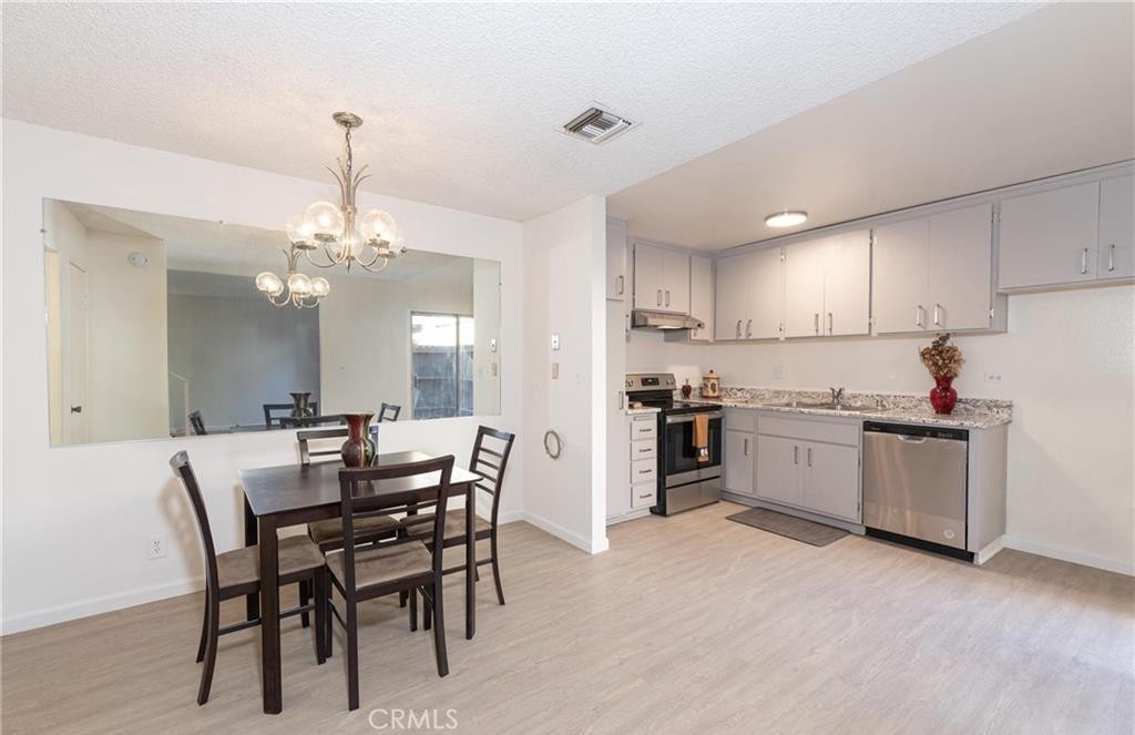 7301 Lennox Avenue D10 Property Photo 10