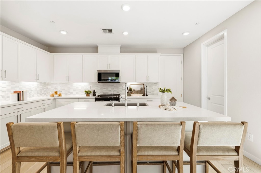 27637 Ensemble Property Photo 9
