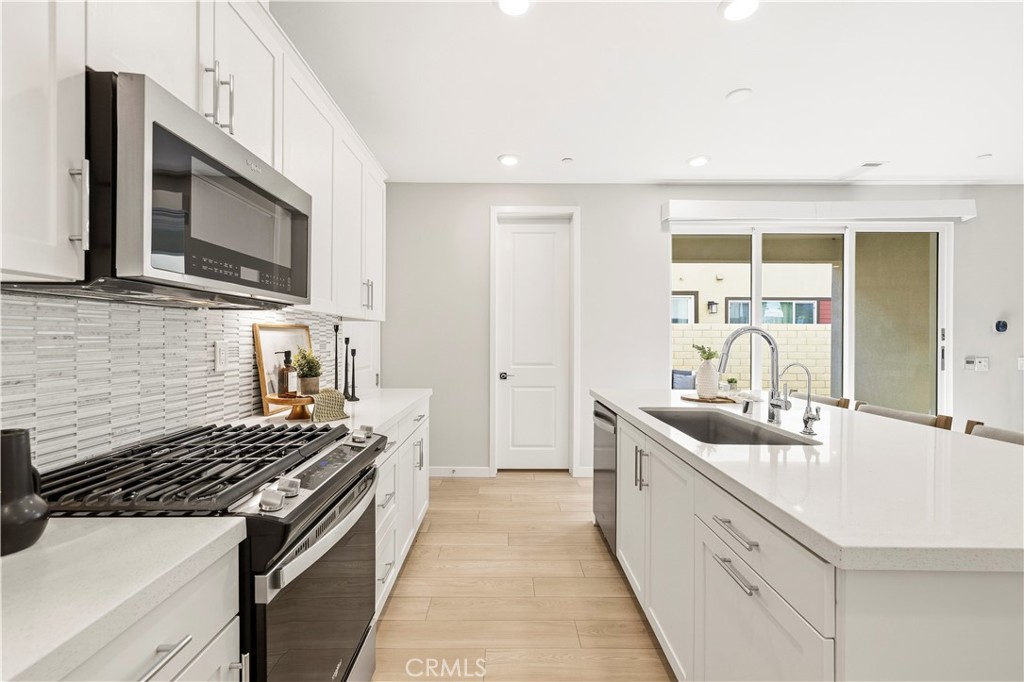 27637 Ensemble Property Photo 13