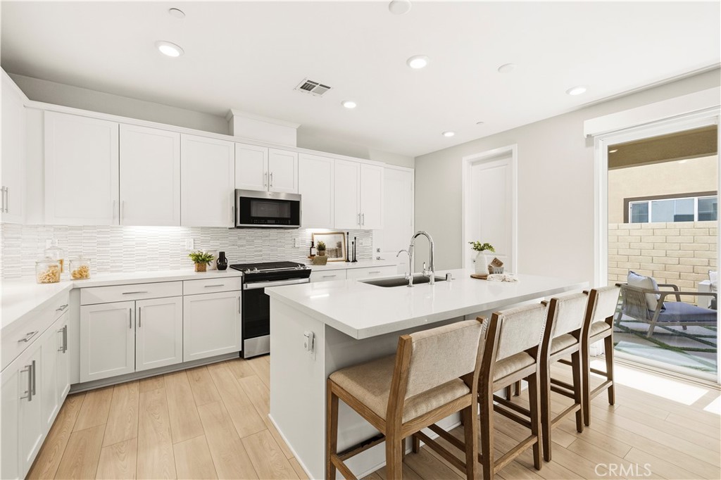 27637 Ensemble Property Photo 14