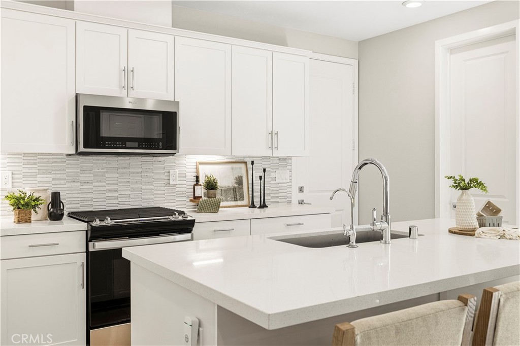 27637 Ensemble Property Photo 15