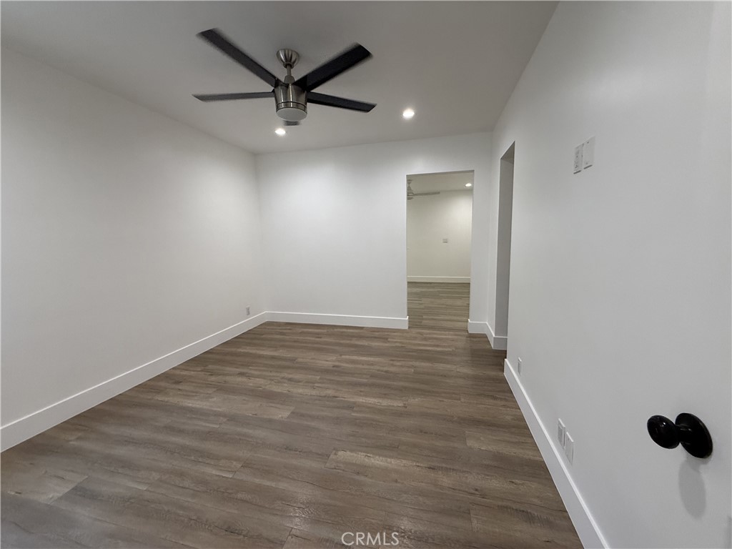 17845 Victory Blvd. Property Photo 30