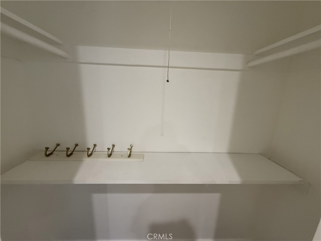 17845 Victory Blvd. Property Photo 31