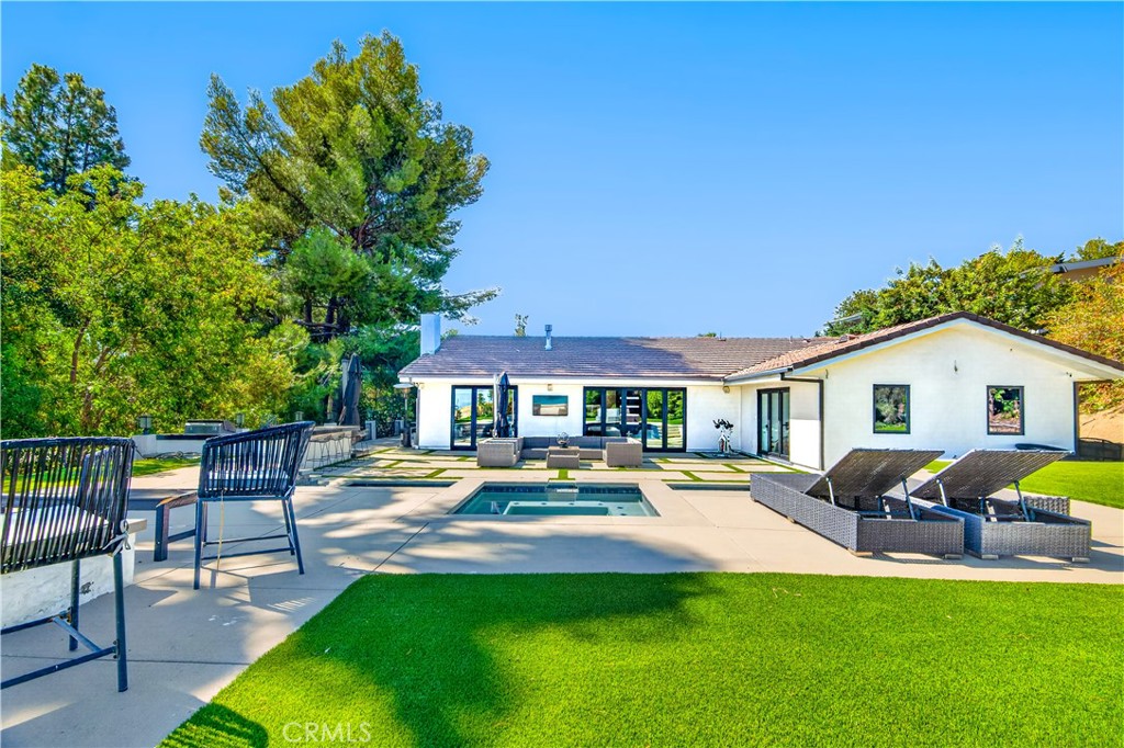 19541 Greenbriar Drive Property Photo 38