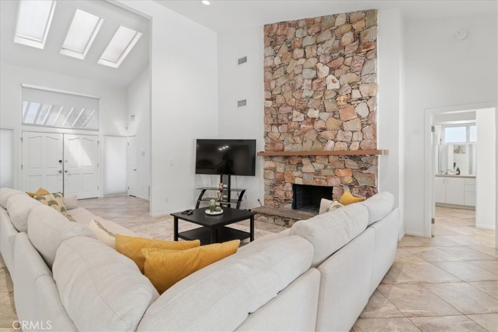 36626 Via Cicada Property Photo 5