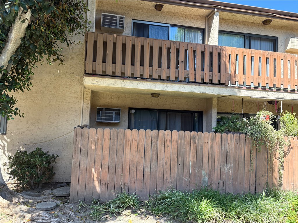 17900 Sherman 504 Property Photo 10
