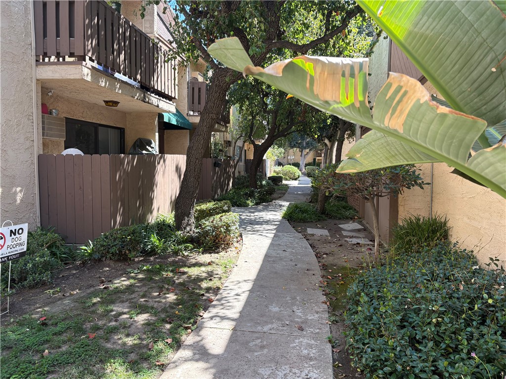 17900 Sherman 504 Property Photo 11