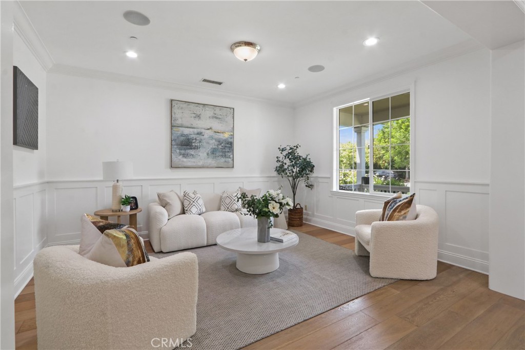 12821 Victoria Street Property Photo 8