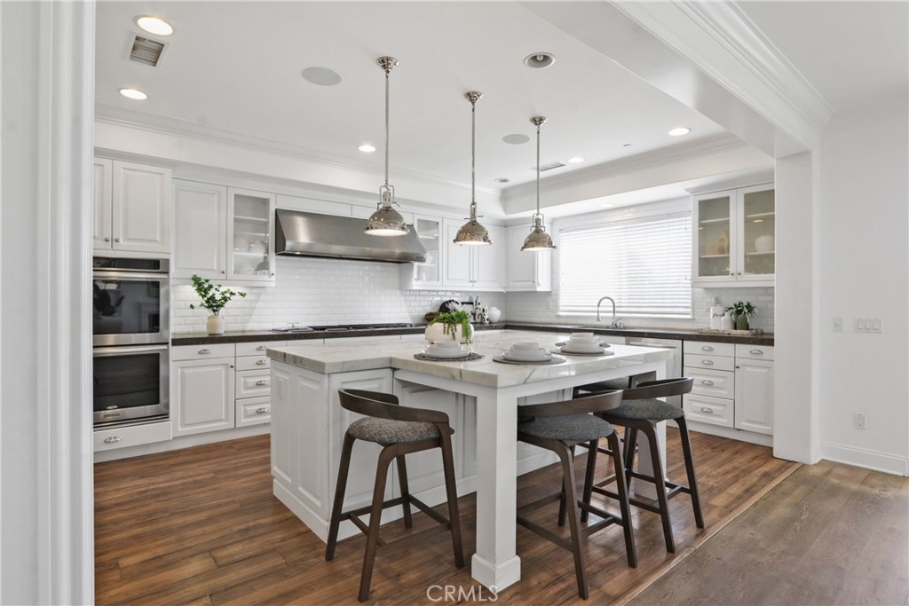 12821 Victoria Street Property Photo 14