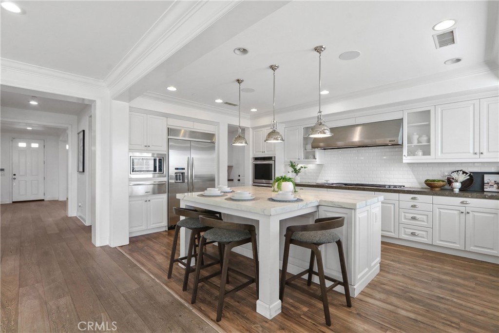 12821 Victoria Street Property Photo 16