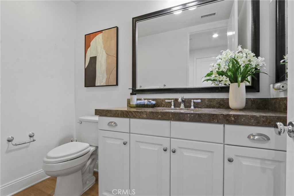12821 Victoria Street Property Photo 30