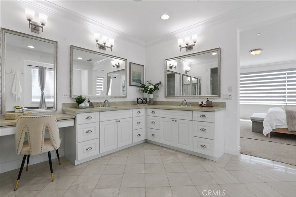 12821 Victoria Street Property Photo 41