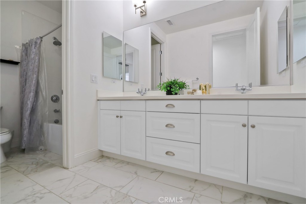 12821 Victoria Street Property Photo 47