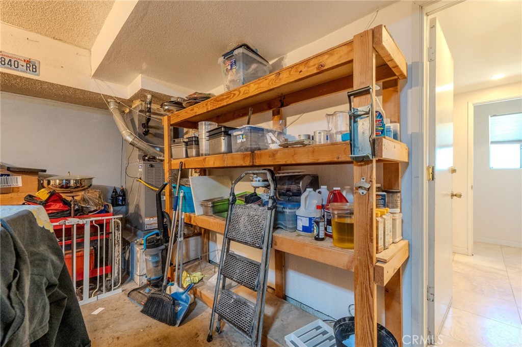 1665 N Fillmore Ave Property Photo 21