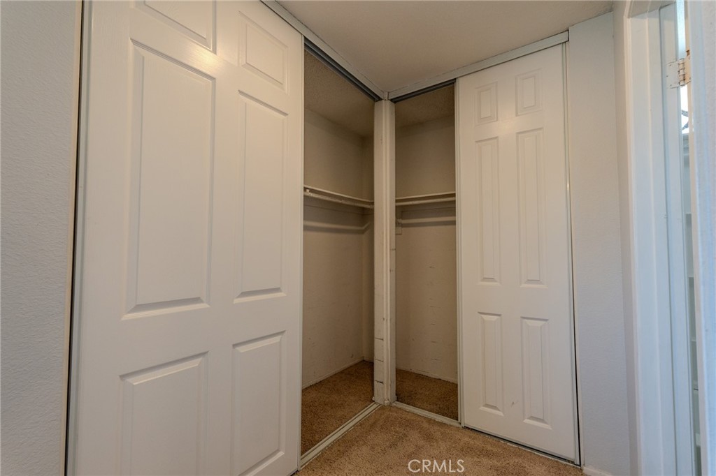 1665 N Fillmore Ave Property Photo 38