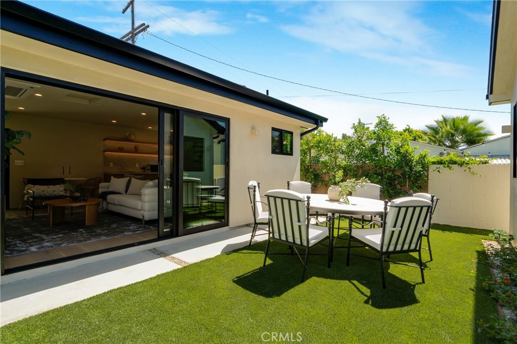 2339 23rd Property Photo 44