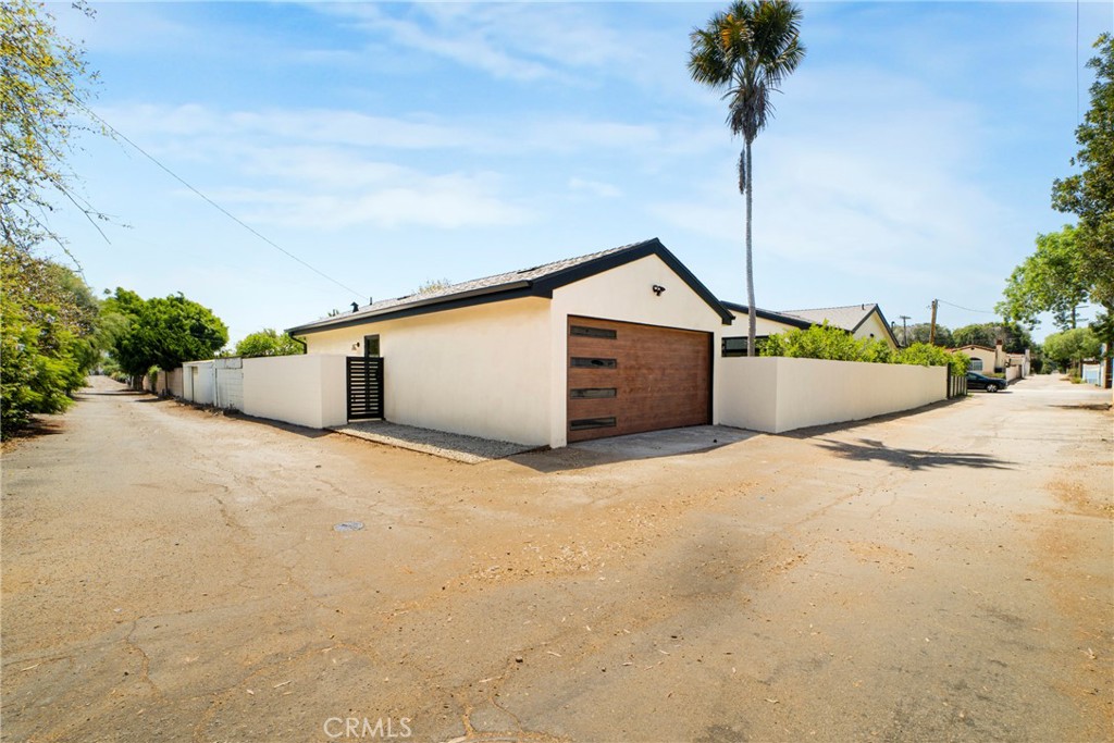 2339 23rd Property Photo 47