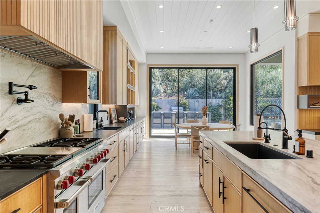 4050 Contera Road Property Photo 17