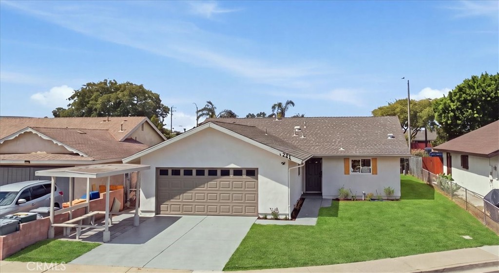 221 Vegas Drive Property Photo 1