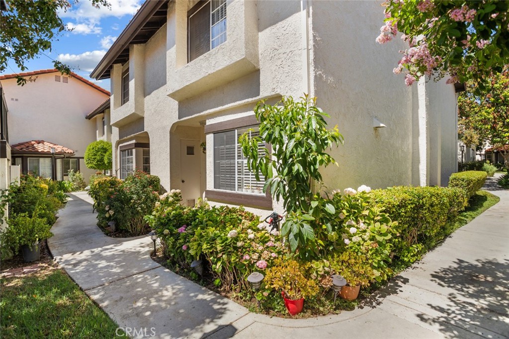 5534 Las Virgenes Road 115 Property Photo 2