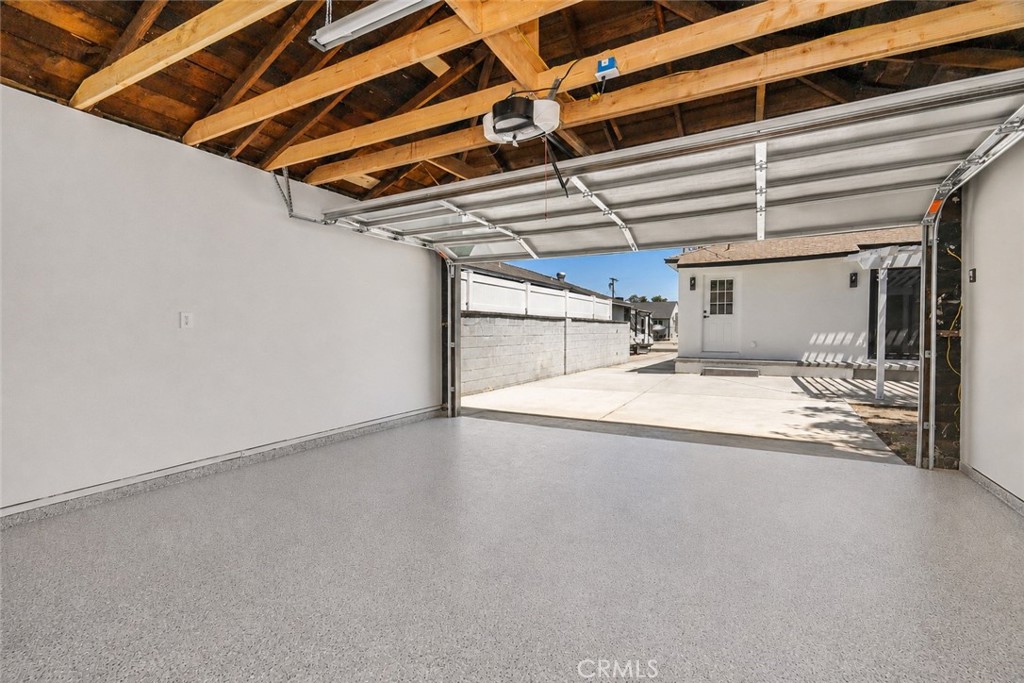 17200 Lanark Street Property Photo 23