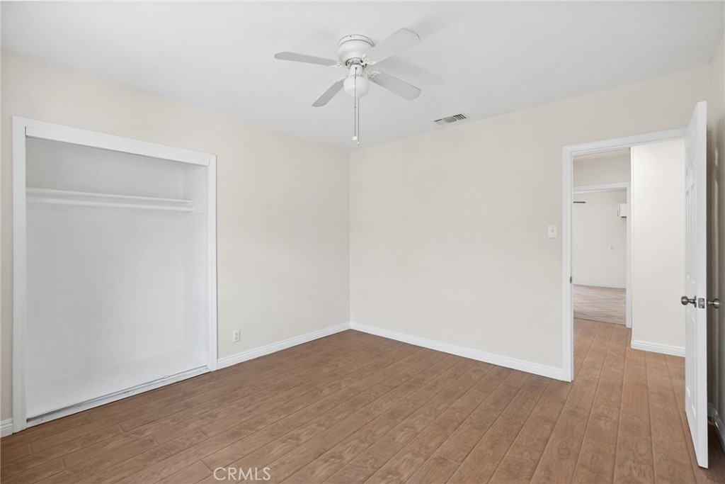 15115 Leadwell Street Property Photo 20