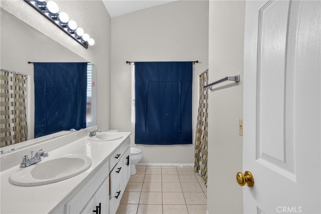 2816 Owens Property Photo 24