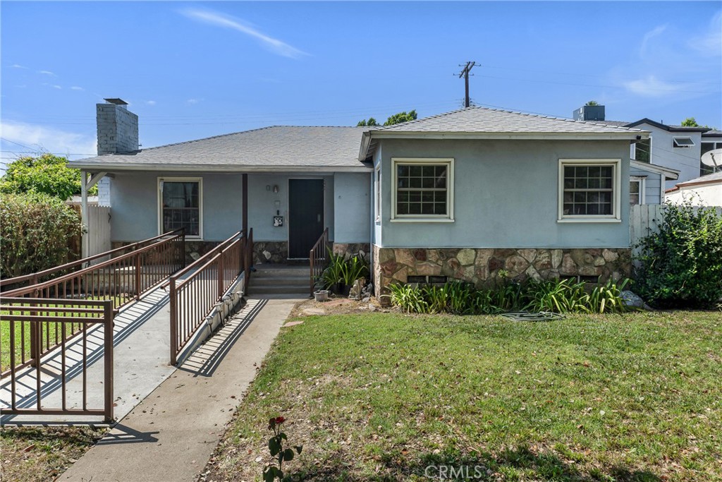 8101 Lemona Property Photo 1