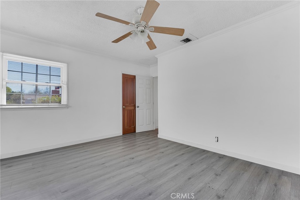8101 Lemona Property Photo 19