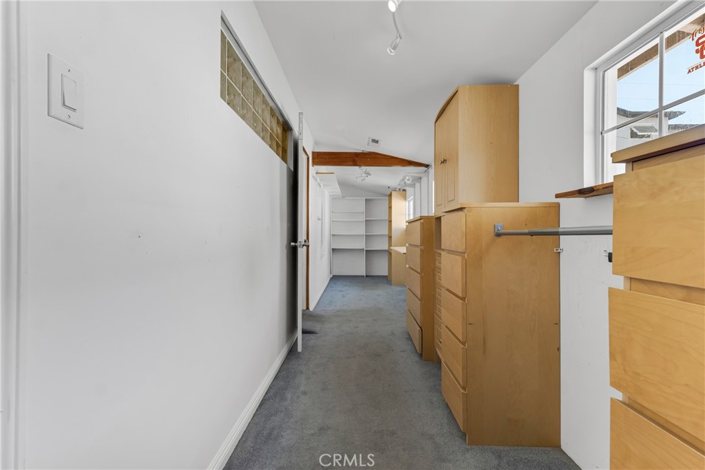8101 Lemona Property Photo 20