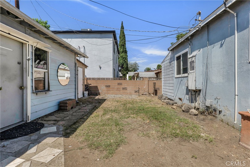 8101 Lemona Property Photo 24