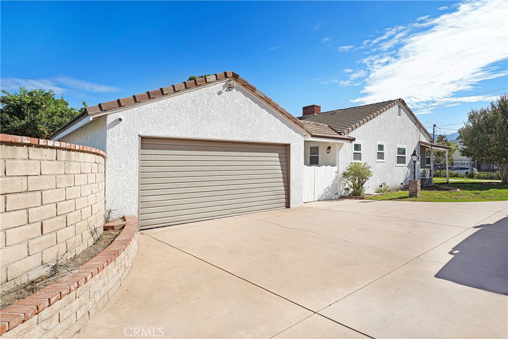 9763 Orcas Avenue Property Photo 14