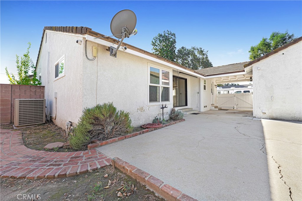 9763 Orcas Avenue Property Photo 15