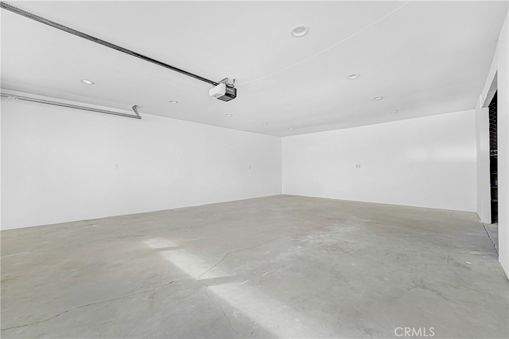 9763 Orcas Avenue Property Photo 16