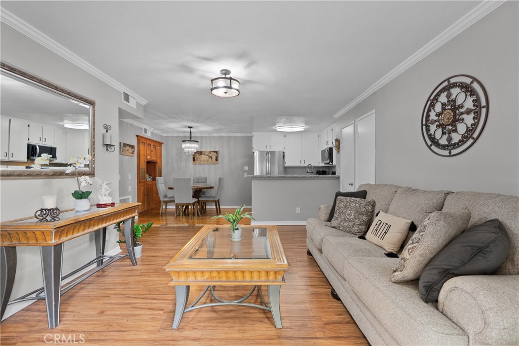 18752 Mandan 1009 Property Photo 8