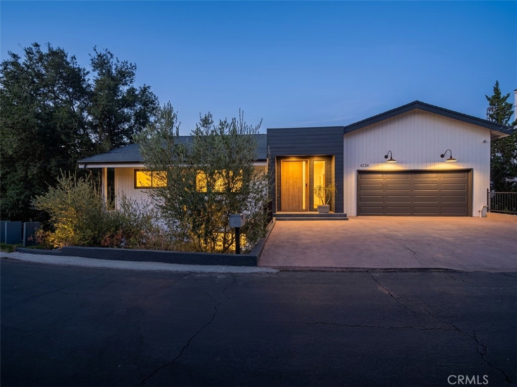 4234 Alhama Drive Property Photo 1